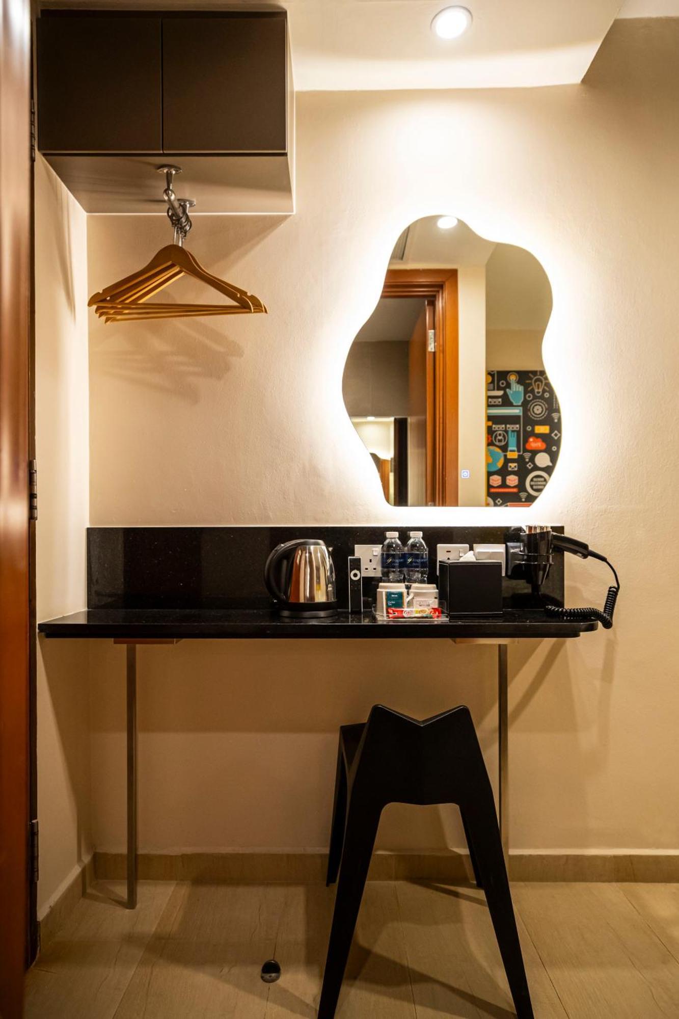 Fragrance Hotel - Oasis Singapore Eksteriør billede
